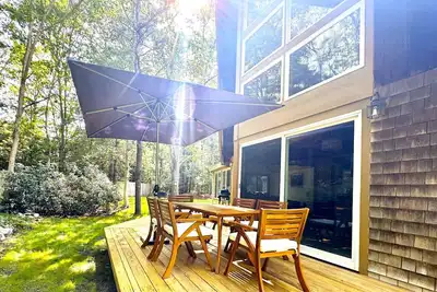 Image de Little House in the Woods