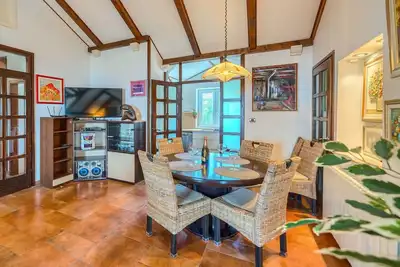 Image de Three bedroom Apartment with terrace and sea view