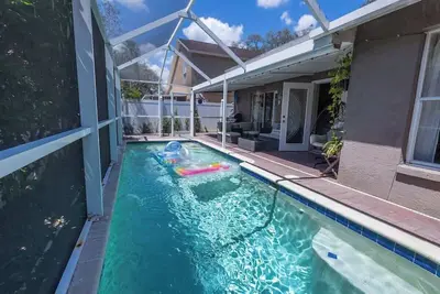 Image de Poolside Palms Getaway- Near Tampa Brandon Valrico
