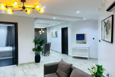Image de 2-bedroom apartment with WiFi, Ac in Lekki Phase 1 Rivonia