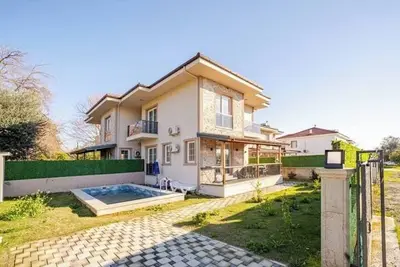 Image de 4-bedroom villa in peaceful Köyceğiz with Ac