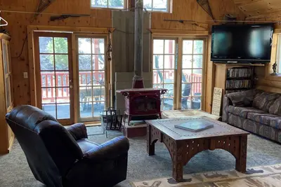 Image de Secluded 3-bedroom cabin in Fawnskin, Big Bear