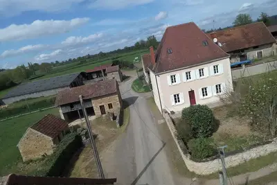 Image de Demeure de charme en campagne charolaise avec vue sur la vallée