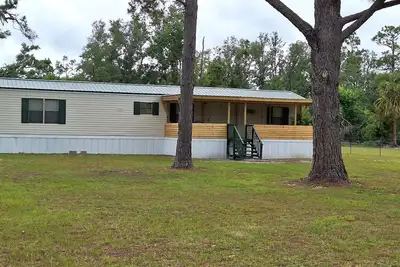 Image de Scallop and fish haven! ! Spring Warrior, Fla. 2bed/2bath mobile home. Much more.