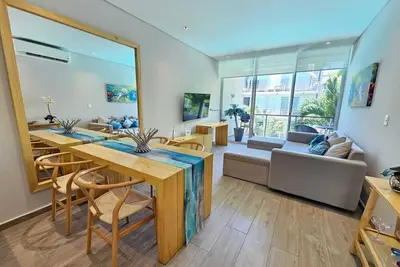 Image de Comfortable 2-Bedroom Condo with Wi-Fi & A/C in Playacar