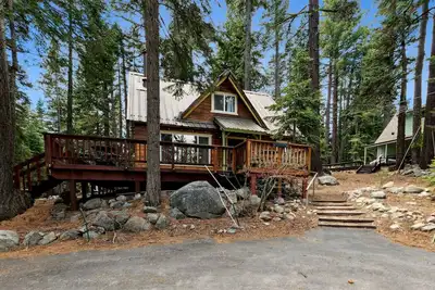 Image de Cozy Chamberlands Cabin! 3br / 2ba