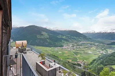 Image de Appartement 'Röfen Weströfen' avec vue sur les montagnes, terrasse partagée et Wi-Fi