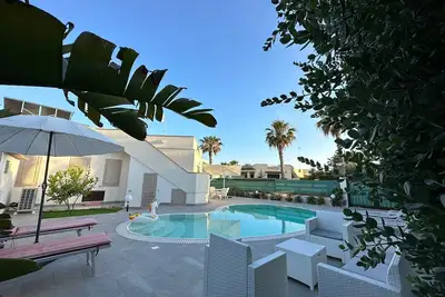 Villa 'The Pearl Of Sicily New Salt Pool' avec vue sur la mer et climatisation