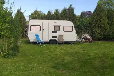 Image de Air-conditioned caravan on a natural plot near Berlin for 4 persons near the lake