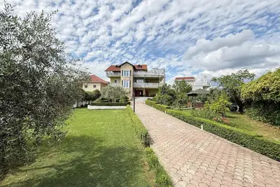Image de Charming 2-bedroom apartment in a single Villa, with big garden, Bbq Space