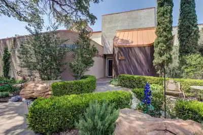 Image de 4-bedroom 3 bath modern house on Lakeridge golf course in Lubbock with WiFi, Ac