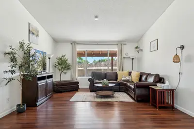 Image de 4br Pet-Friendly Home – 5 Mins to State Farm & Westgate