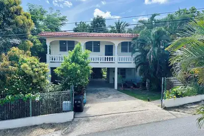 Image de Casa del Mango Four Bedroom Vacation Home in Cabo Rojo Pr