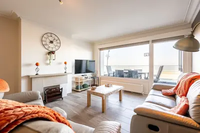 Image de Appartement central avec vue sur la mer Ă Blanken