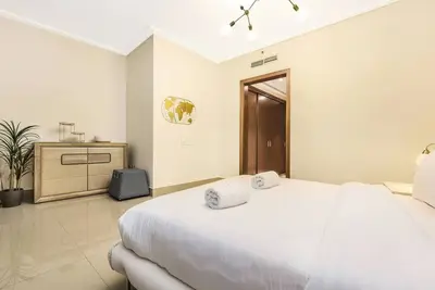 Image de First Class | 4br | Burj Khalifa View | Modern Gem