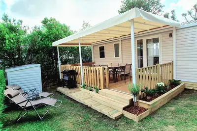 Image de Biscarosse Lac Camping avec Piscine Mini Golf. . . - location du Samedi au Samedi