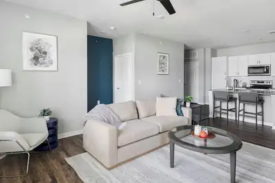 Image de Landing | Beautiful 2bd, Pool, Gym