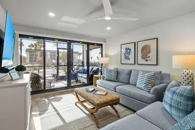 Image de Gulf View Ground-Floor Condo at Pointe Santo