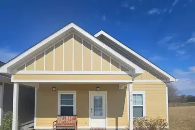 Image de The Cottages 2 2br2ba Dothan Pet Friendly Gorgeous Pool, Pickle Ball court, Gym