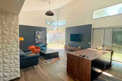 Image de Villa Moderne avec jardin proche Argeles, à 10 min de Saint cyprien et Collioure