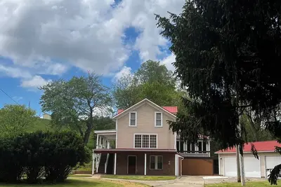 Image de Amish Country! \nPrivate Country Home on a private drive