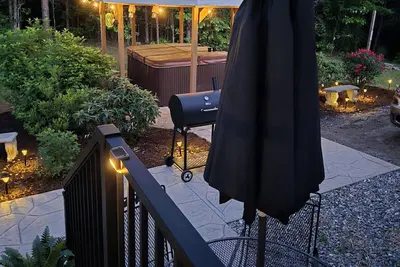 Image de New Private Cottage in Lake Lure w/ Gazebo & Firepit