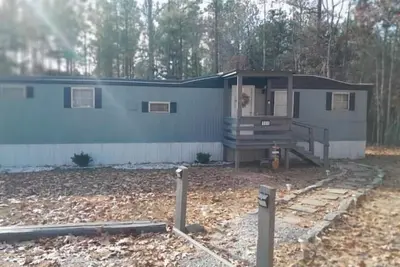 Image de Charming 3-bedroom mobile home with WiFi and Ac in lovely Henrico