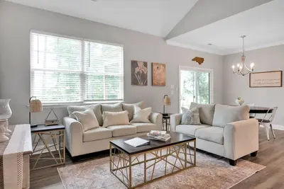 Image de Quiet 3br Retreat near Lkn