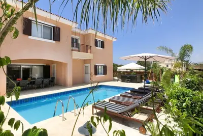 Image de 6 Bedroom spacious villa in Coral Bay