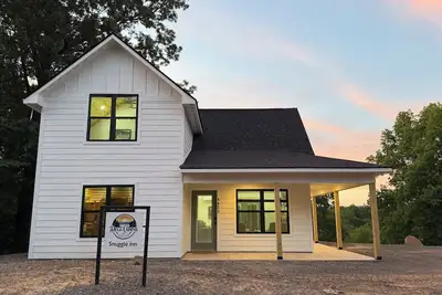 Image de \"Snuggle Inn\" New Cabin in Daisy Arkansas