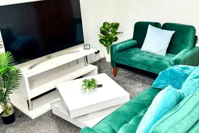 Image de Cosy Leicester Apartment with 2 Bedrooms