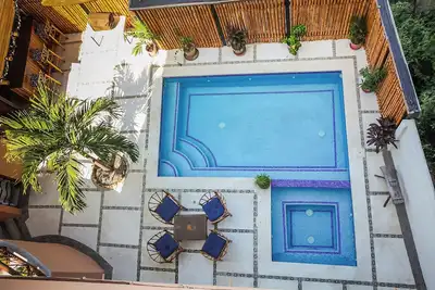 Image de Casa Linda - Ground floor 1 bed Seaside apartment in Zihuatanejo with pool