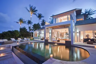 5-Bed Amazing Villa top of Bophut Hill with Epic Views of Samui & Nearby Islands