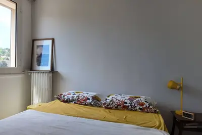 Image de Le grand Bleu\nAppartement confortable avec vue sur mer et l'étang de Thau
