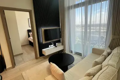 Image de Appartement de 2 chambres confortable et luxueux, à proximité du Burj Khalifa.