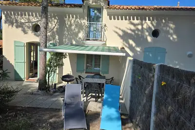 Image de A 20min de la plage, à côté de la forêt, pavillon 3 ch. résidence avec piscines