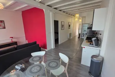 Image de Entre vignes et Canal du midi