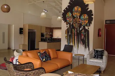 Image de Charming 3-bedroom cottage in welcoming Bulawayo with Ac, WiFi
