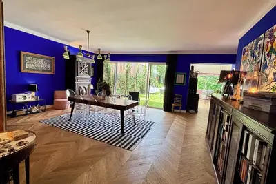 Image de Maison 5 chambres avec jardin et stationnement gratuit : la campagne à Bordeaux