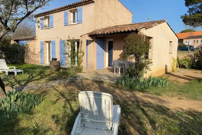 Image de Maison climatisée 3 étoiles, 4/5 personnes, piscine, animaux, jardin clôturé