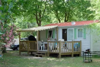 Image de Camping - ccbbg0e - Deux Chambres, Couchages 5