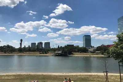 Image de Arena Lake Apartment w/ free parking – Excellent Bratislava Location