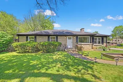 Image de 4-bedroom house close to Unitversity of Ky fitness room, WiFi