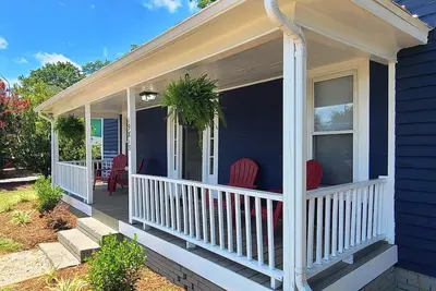 Image de Down Town Cornelius Cottage