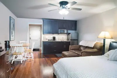 1st Floor Double Suite Courtyard View