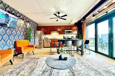 Wake Up To Water Views In This Lakefront Gem By Cedar Point Kalahari Sports Force