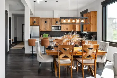 Image de Luxury Condo F104 I Private Hot Tub I Great Views I Best Price I Discounted Attractions