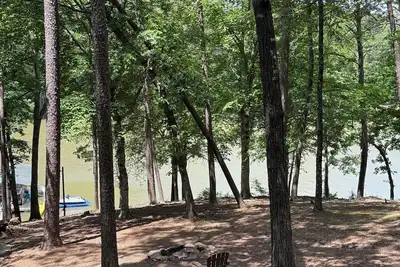 Image de Waterfront Home In Toccoa with Hot Tub