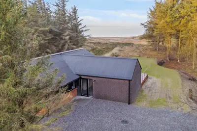 Image de Holiday home in 1st row by the Limfjord.