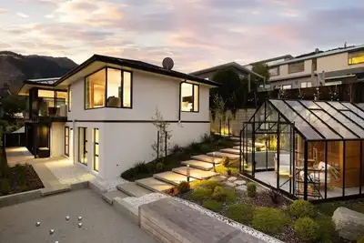 Image de The Glasshouse  by MajorDomo